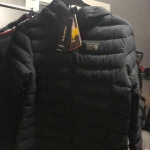 Mountain Hardwear Black Puffer Jacket